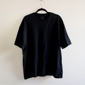 True Classic Crew Neck T-shirt in Black color. XXL
